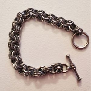 Silver toggle bracelet 7 inches